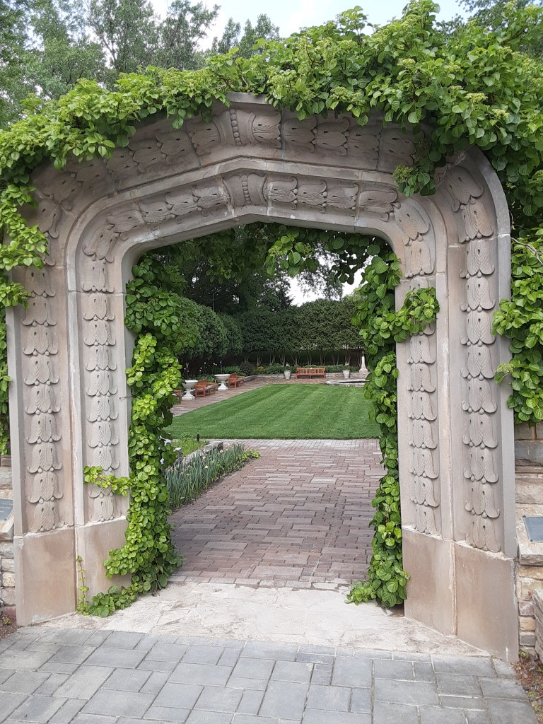 This image has an empty alt attribute; its file name is janesville-garden.jpg